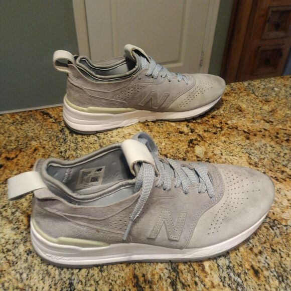 Rare New Balance M977DS2 Men's Lace-up Suede Sneakers Low Cut Light Grey Size 7
